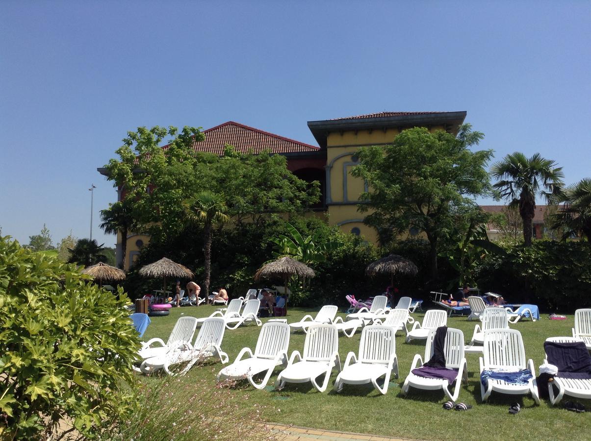 Gardaland Adventure Hotel Castelnuovo del Garda Exterior foto